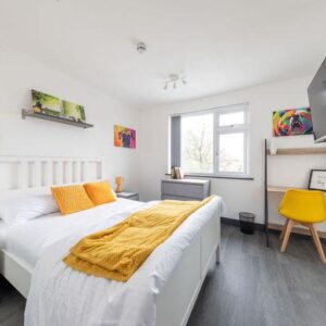 Dorset Avenue, Hayes