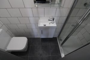 151 Hall Road, Isleworth